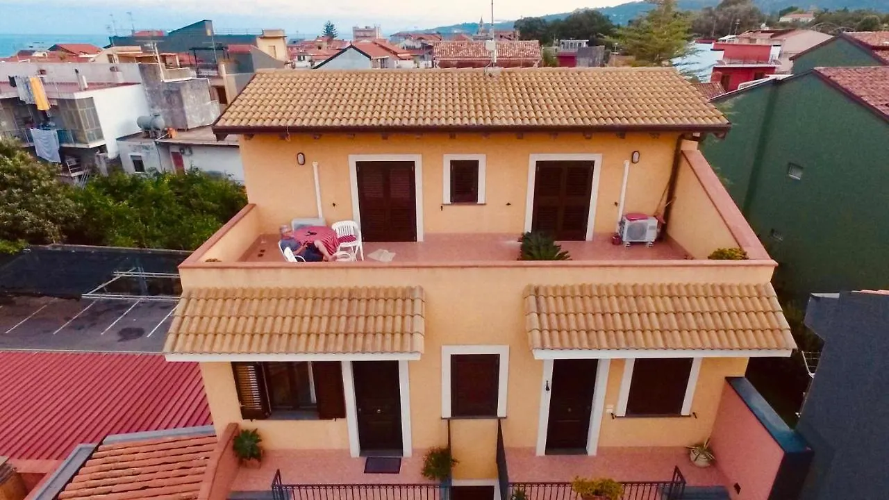 شقة Adriana Casa Vacanze Mare Etna Sicilia أتشيريالي إيطاليا